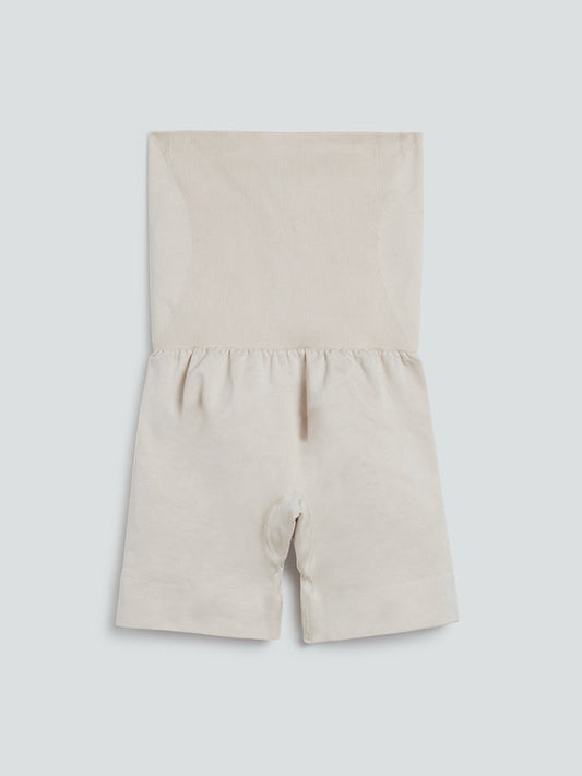 Wunderlove Beige Seam-Free Shaping Shorts