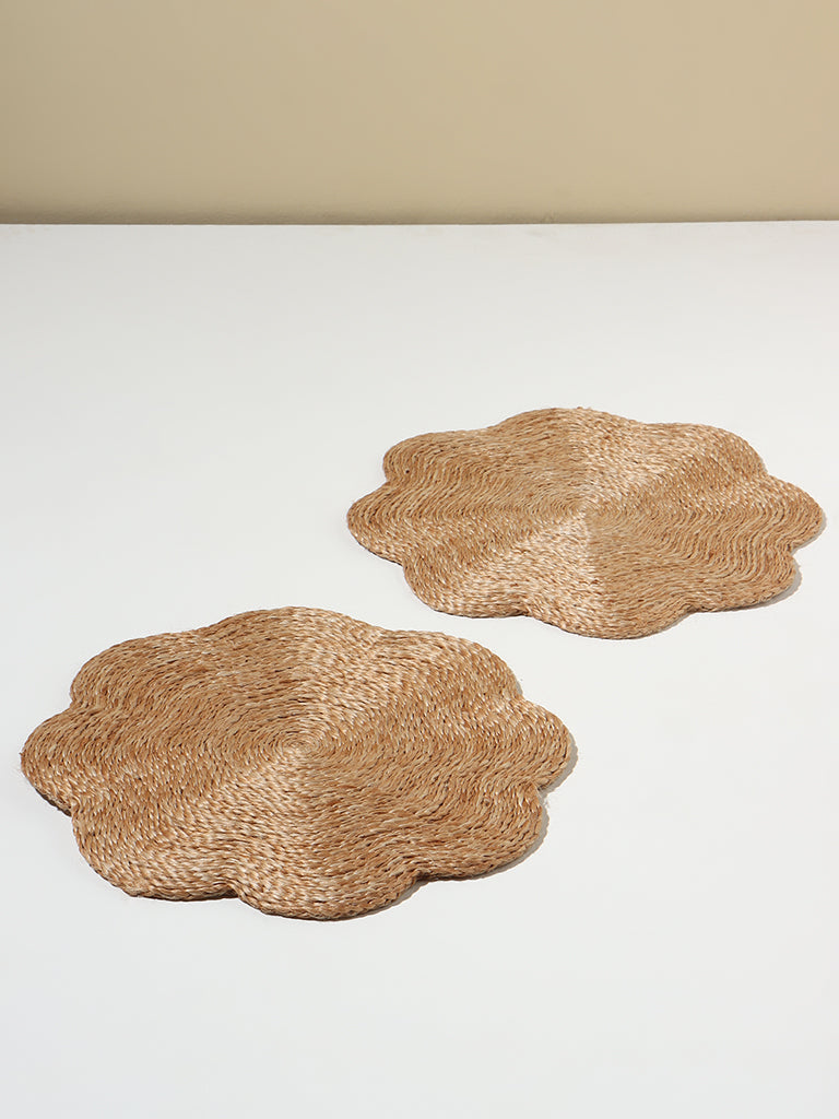 Westside Home Beige Jute Scallop Placemat (Set of2)