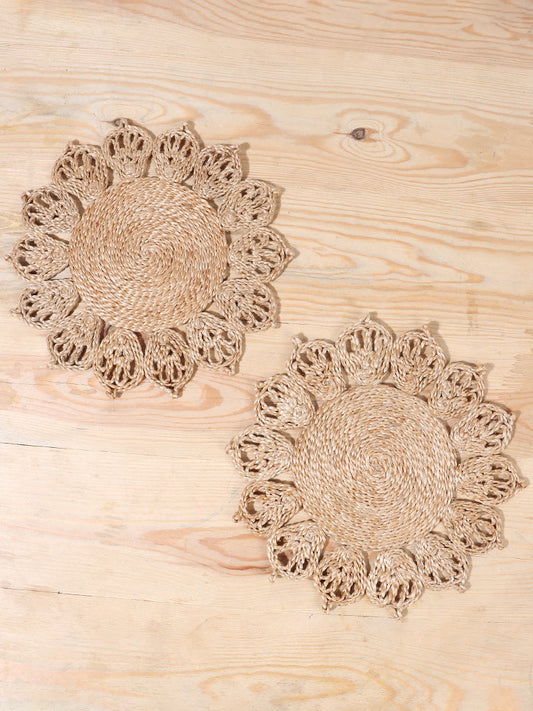 Westside Home Beige Jute Lotus Placemat (Set of 2)