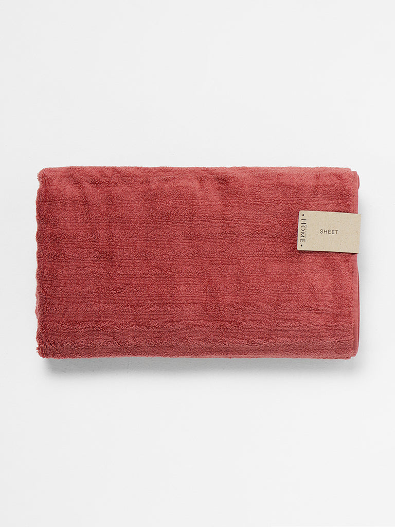 Westside Home Faded Red Bath Towel