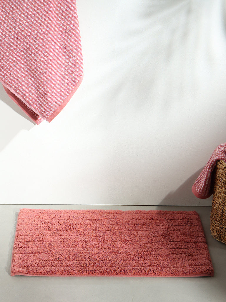 Westside Home Red Fluffy Stripe Bath Mat