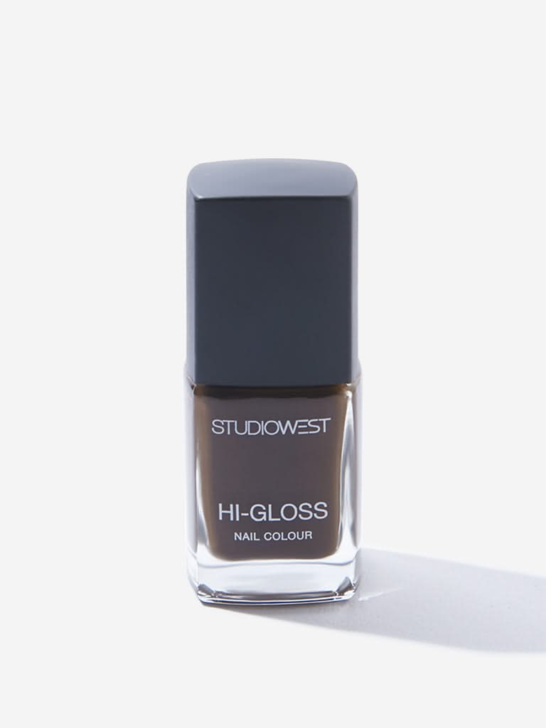 Studiowest Brown Walnut BR-02 Nail Polish - 9 ml