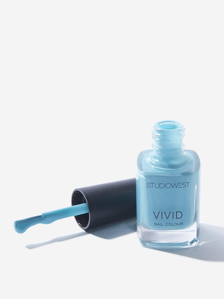 Studiowest Blue Vivid Creme BL01 Nail Colour - 9 ML