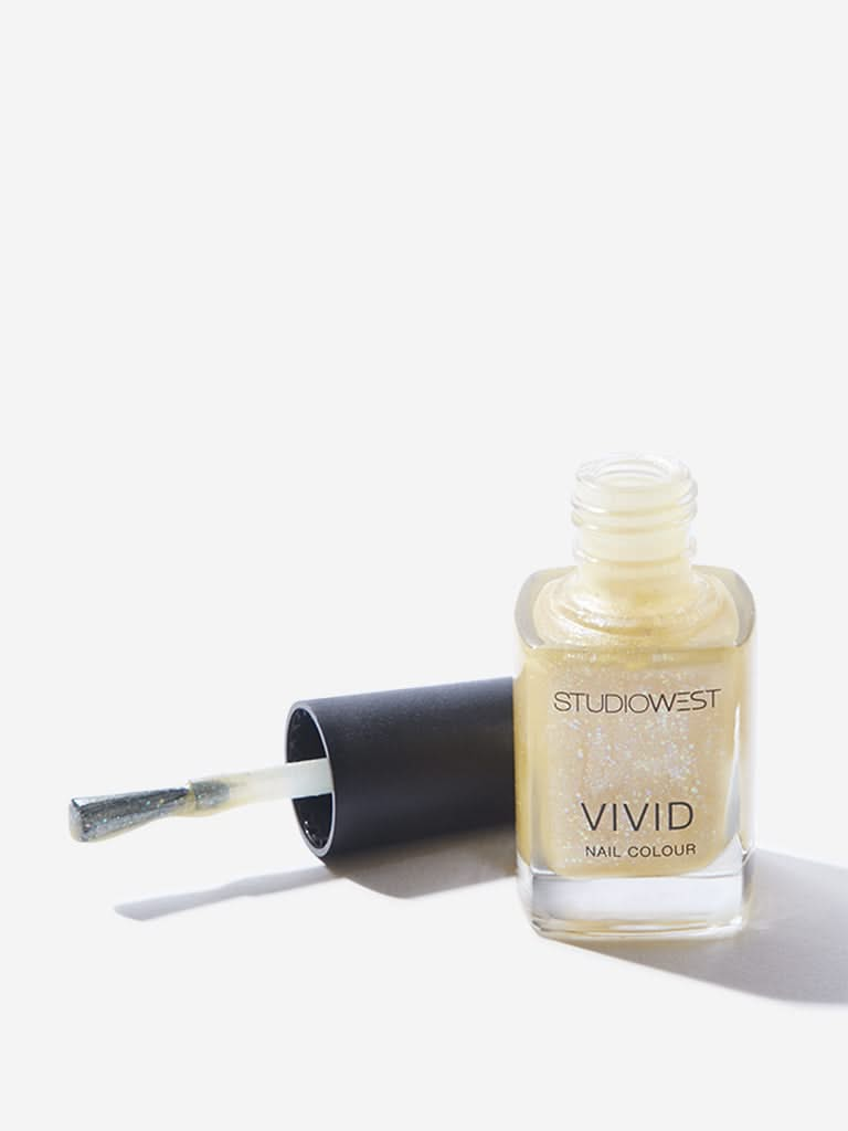 Studiowest Yellow Vivid Shimmer Y03 Nail Colour - 9 ML