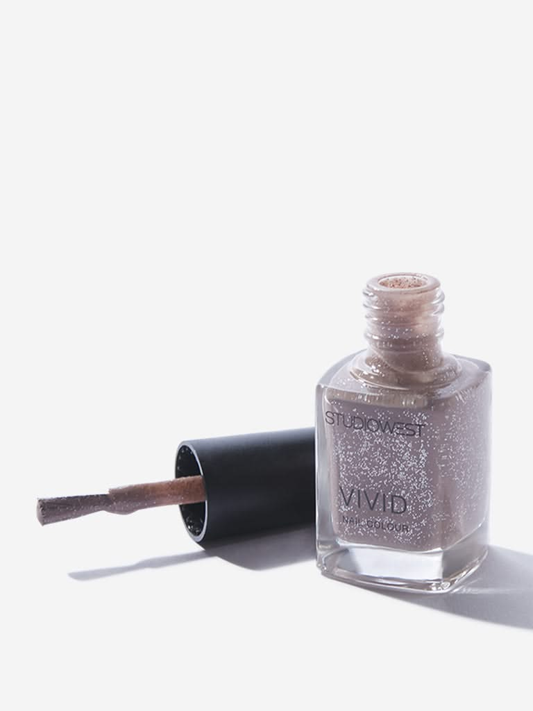 Studiowest Brown Vivid 22-NB1 Nail Polish - 9 ml