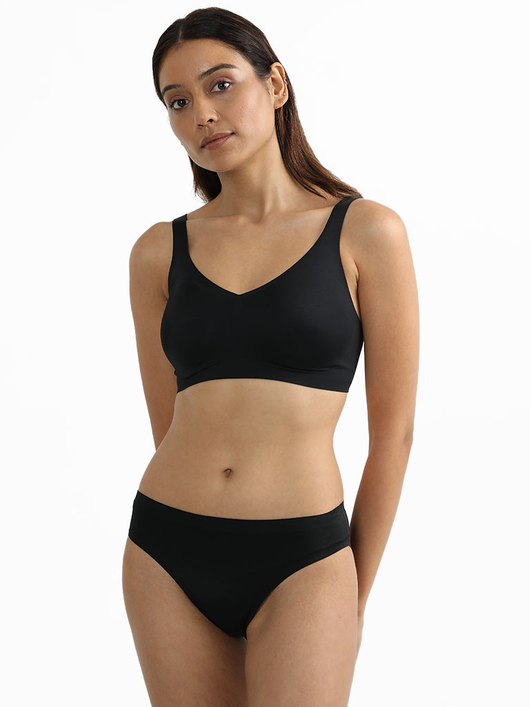 Wunderlove Black Full Coverage Cotton Invisible Bra