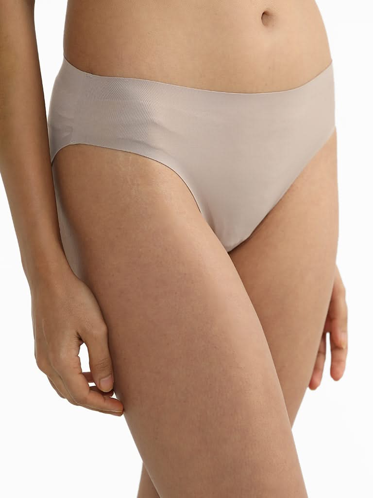 Wunderlove Light Taupe Invisible Flock Brief