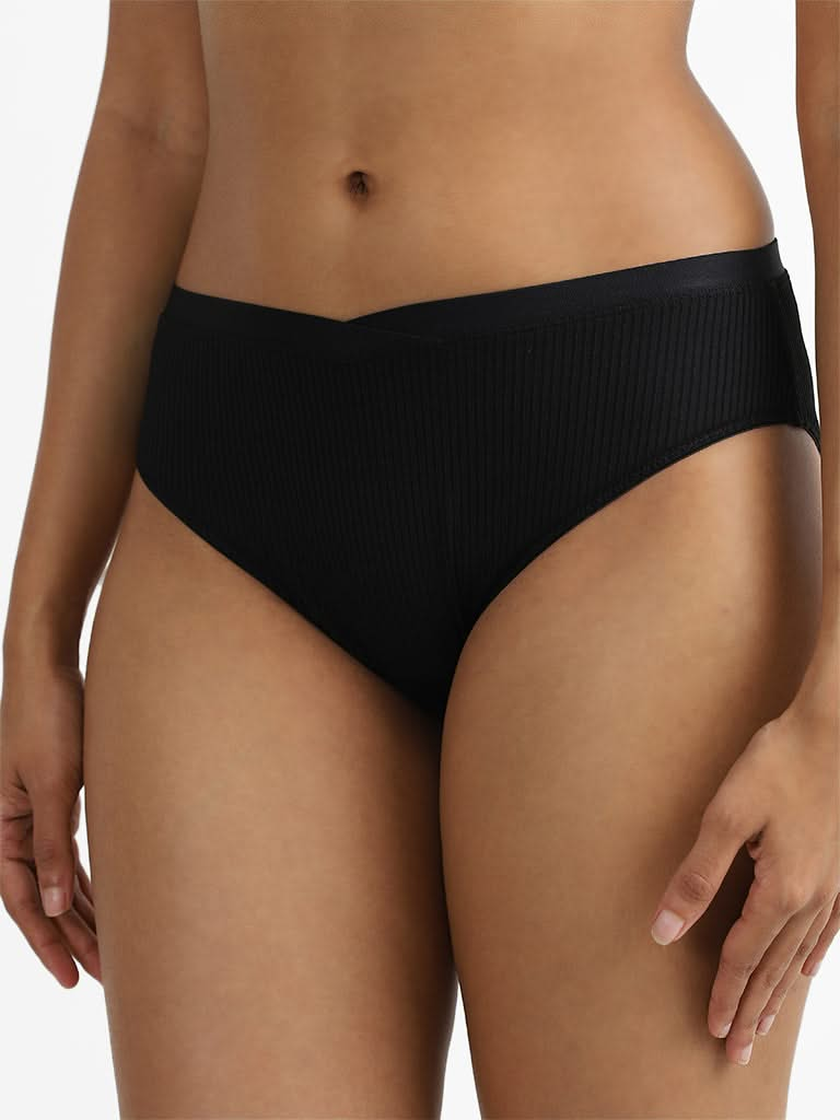 Wunderlove Black Hi-Leg Brief