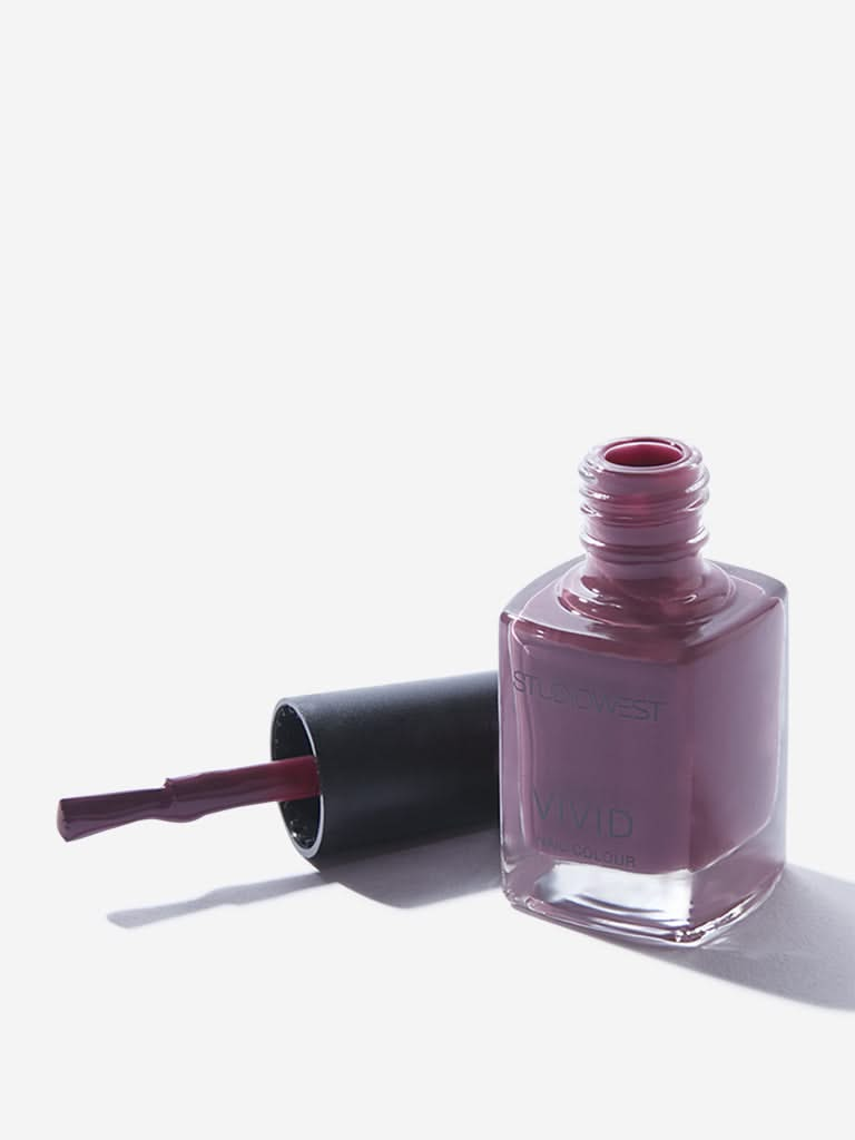 Studiowest Berry Vivid 02-BE1 Nail Polish - 9 ml