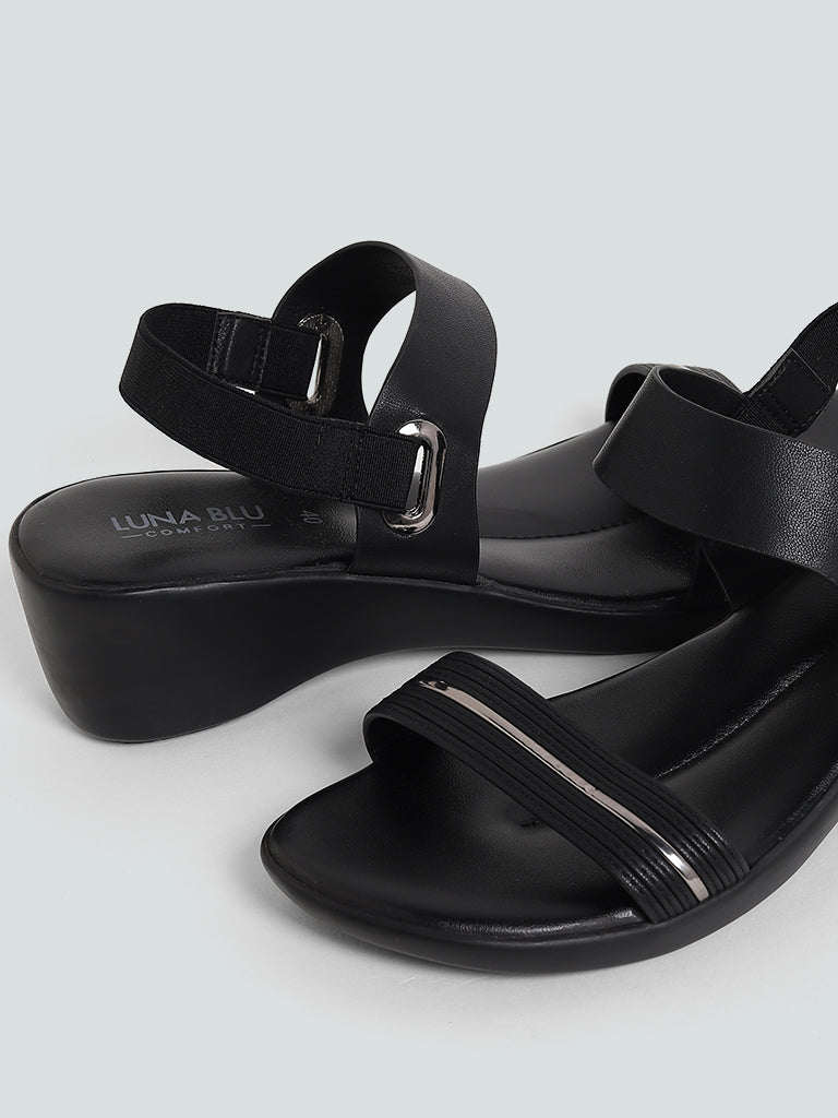 LUNA BLU Black Slingback Sandals