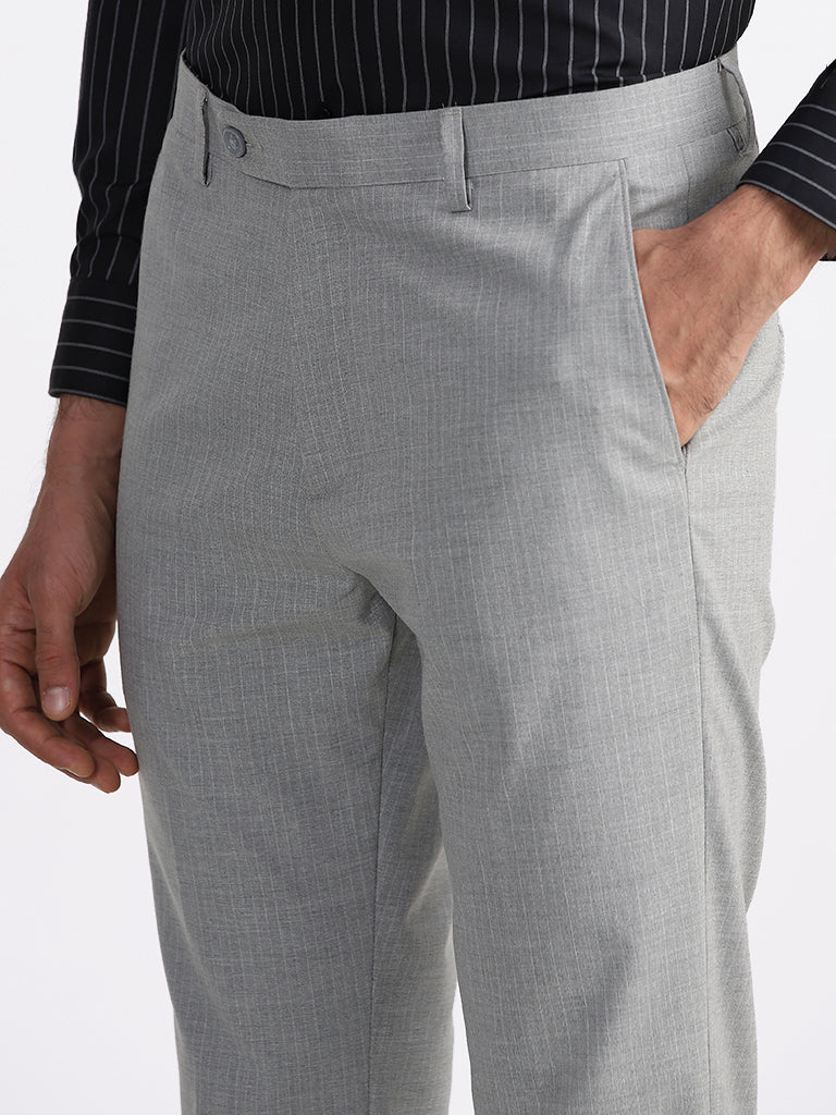 WES Formals Checked Slim-Fit Mid-Rise Light Grey Trousers