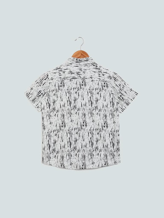 Y&F Kids Scratch White Resort Fit Shirt