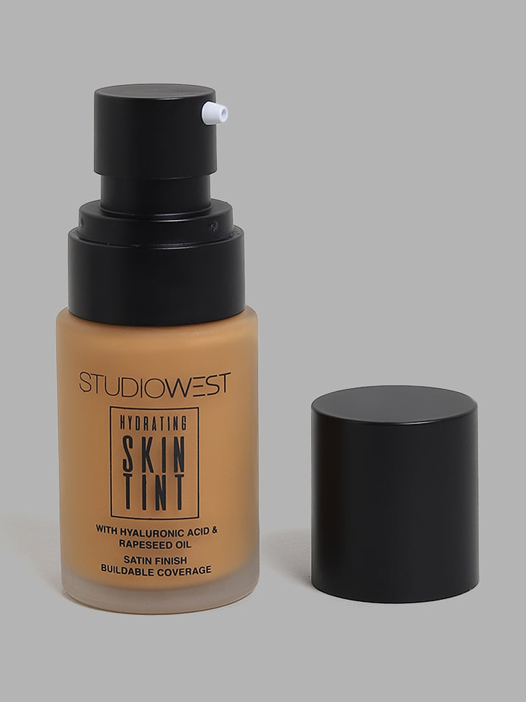 Studiowest Natural Hydrating Tan Skin Tint - 28 ml