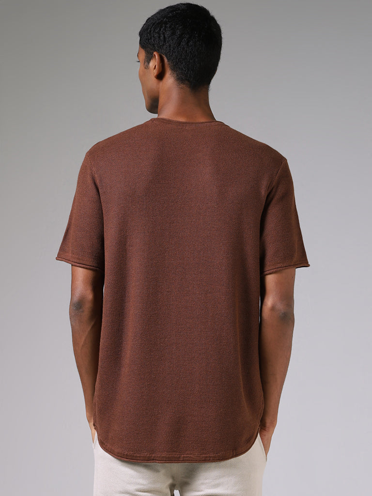 ETA Coco Brown Knitted Solid Slim-Fit T-Shirt