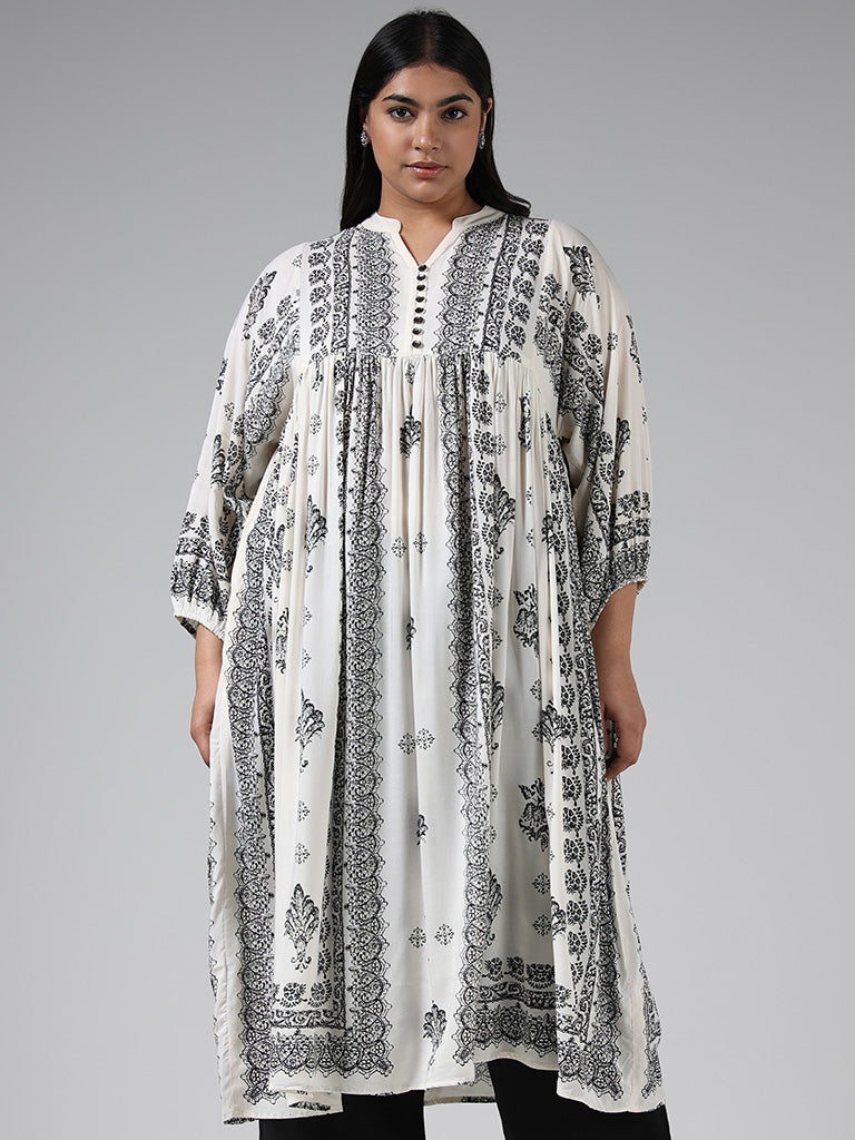 Diza Off White Printed Kurta