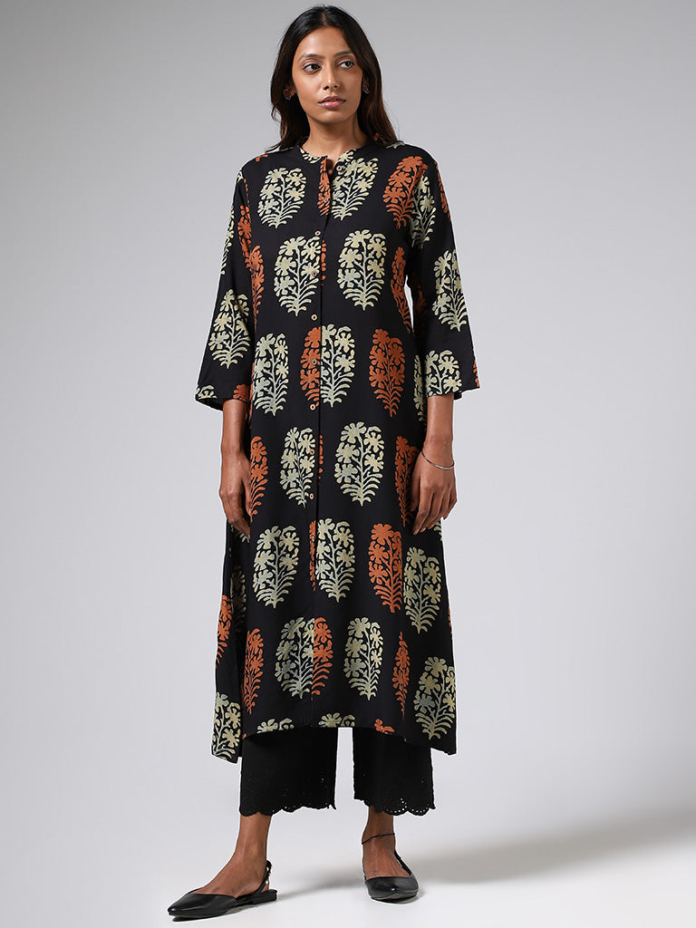 Utsa Black Buta Printed Cotton Buttoned Down Kurta