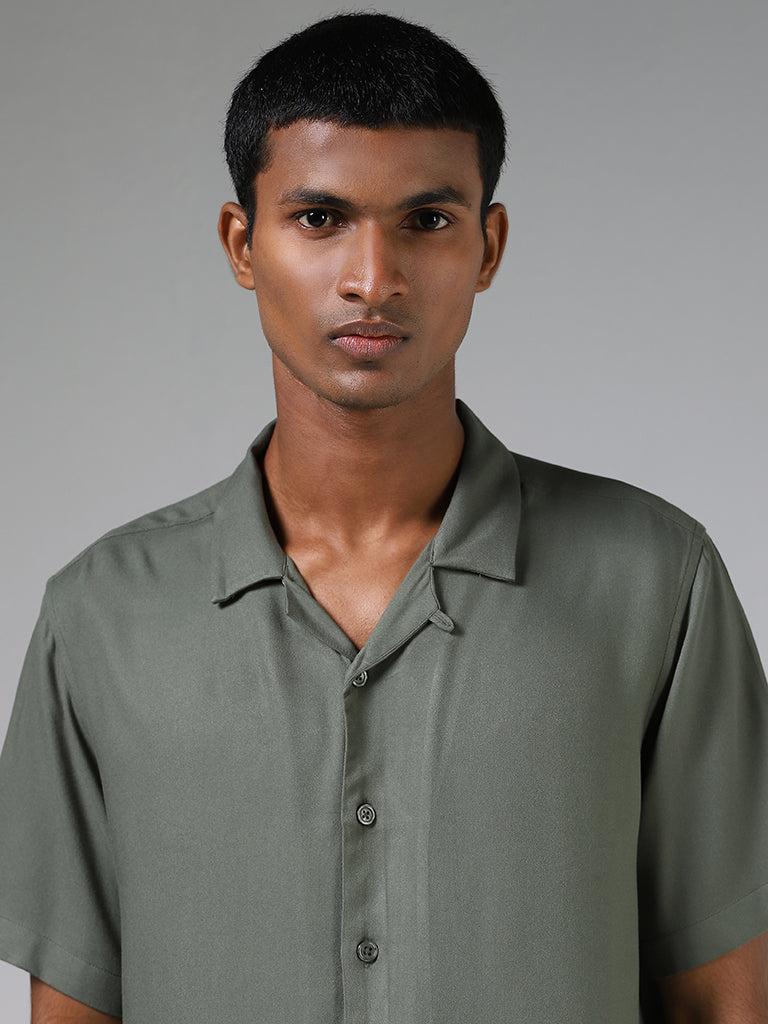 Nuon Solid Olive Green Casual Shirt