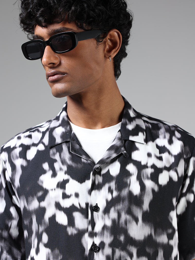 Nuon Black and White Print Resort-Fit Shirt