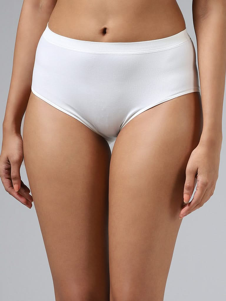 Wunderlove Solid Ivory Seamless Full Brief