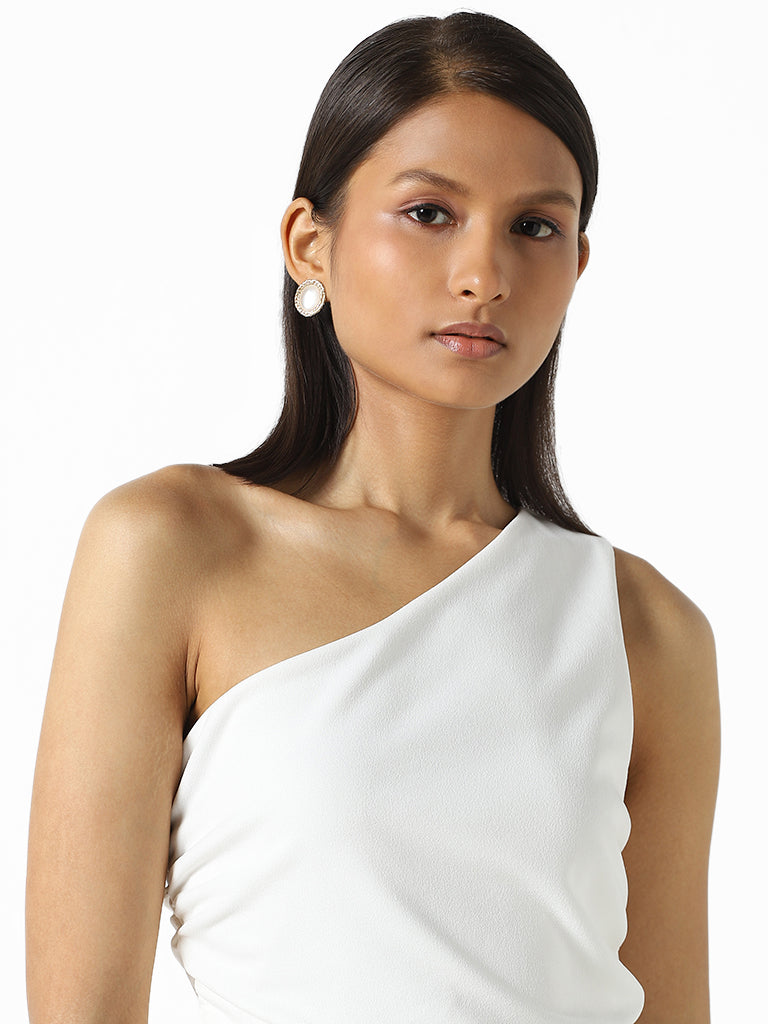 Wardrobe Solid White One-Shoulder Jumpsuit