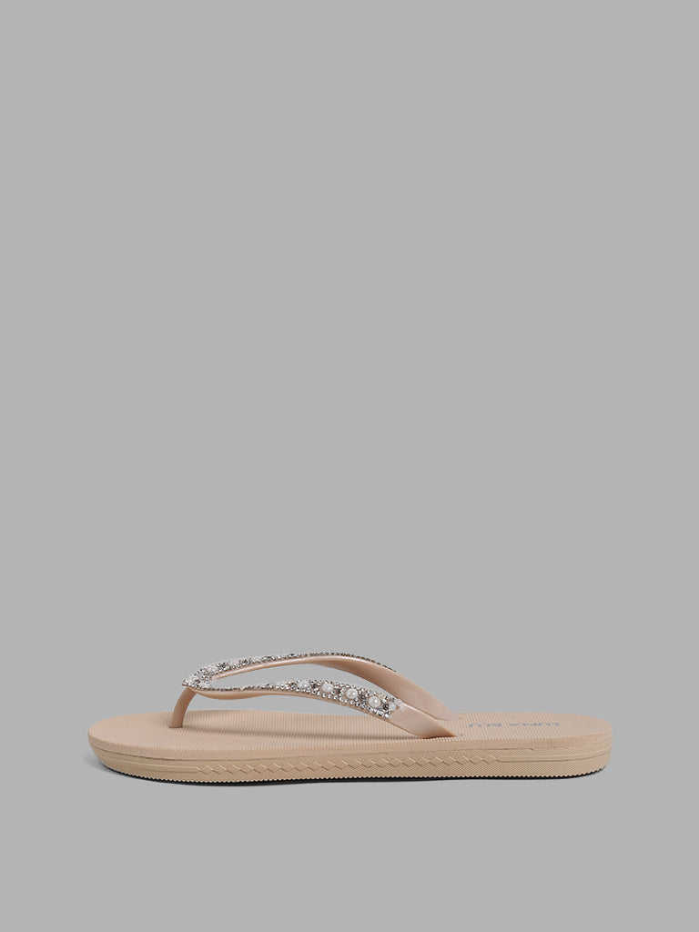 LUNA BLU Beige Pearl Accent Flip Flop