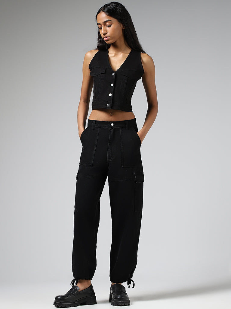 Nuon Solid Black Denim Crop Waistcoat