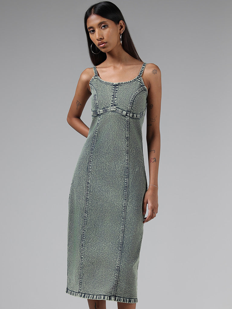 Nuon Solid Green Denim Dress