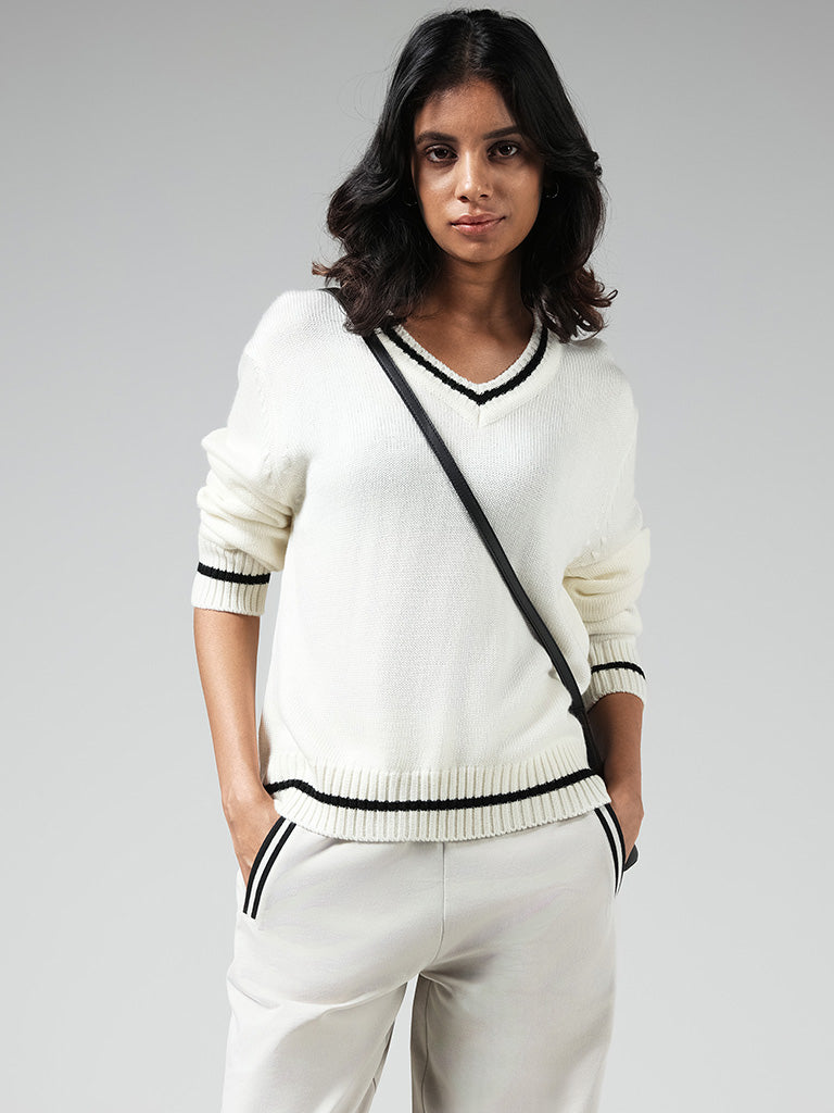 Studiofit Solid Off White Knitted Sweater