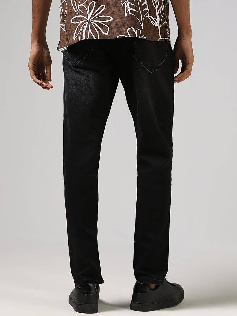 Nuon Black Straight - Fit Mid - Rise Jeans