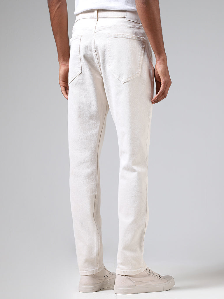 Nuon Off-White Straight - Fit Mid - Rise Jeans