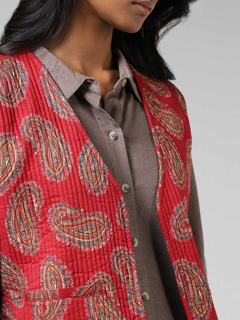 Utsa Red Paisley Printed Cotton Quilted Reversible Jacket