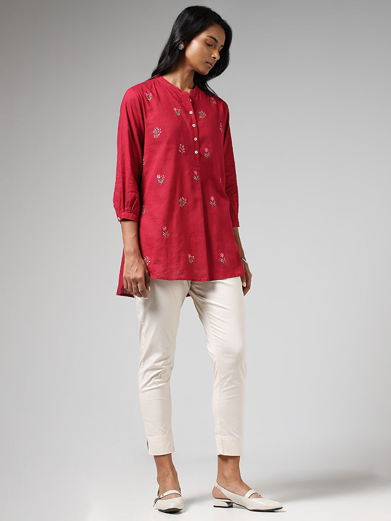 Utsa Magenta Floral Embroidered Kurti