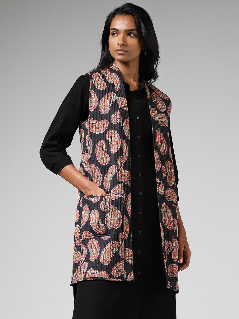 Utsa Black Paisley Printed Long Cotton Quilted Reversible Jacket