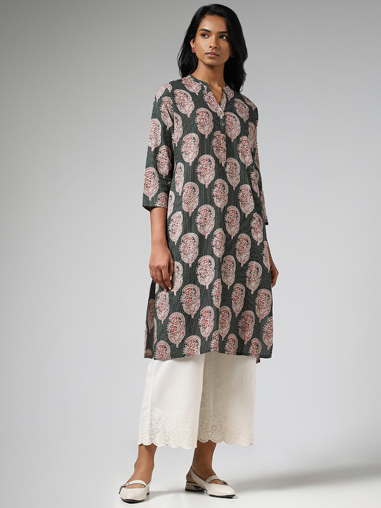 Utsa Dark Green Paisley Printed & Kantha Embroidered Straight Kurta