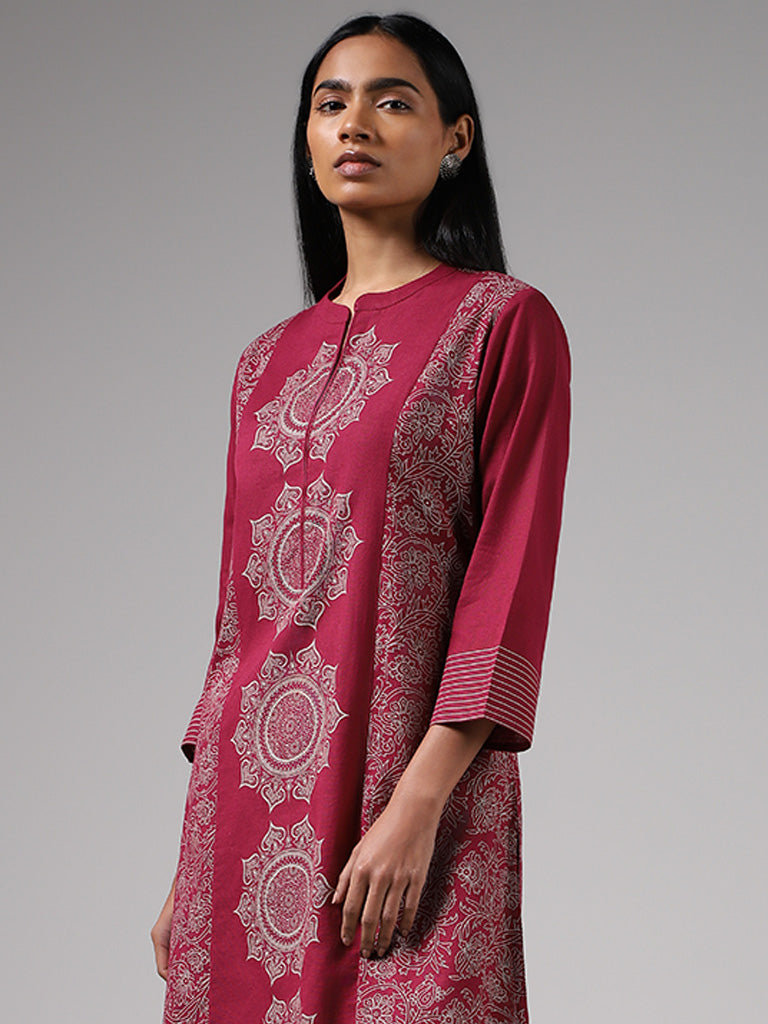 Utsa Magenta Printed Blended Linen Kurta