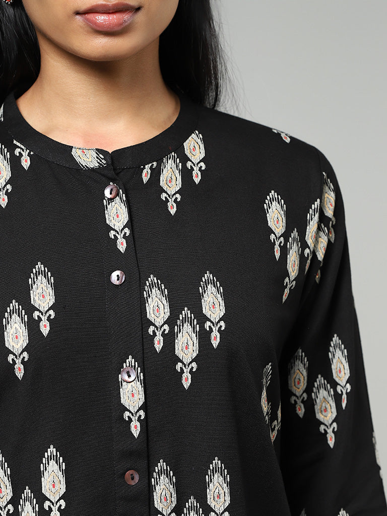 Utsa Black Ikat Printed Cotton Buttoned Down Kurta