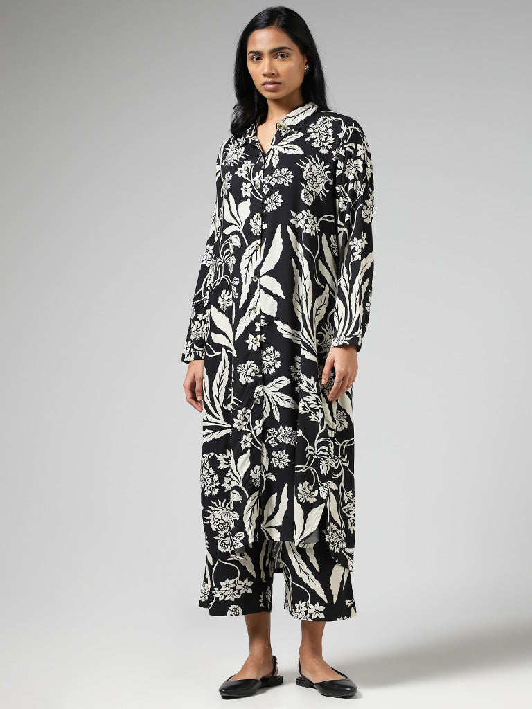 Utsa Black Floral Printed Buttoned Down Kurta