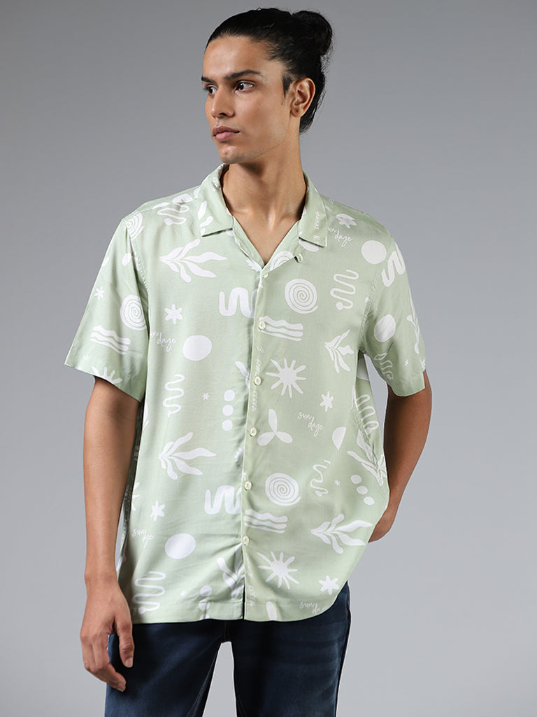 Nuon Green Abstract Printed Relaxed-Fit Shirt