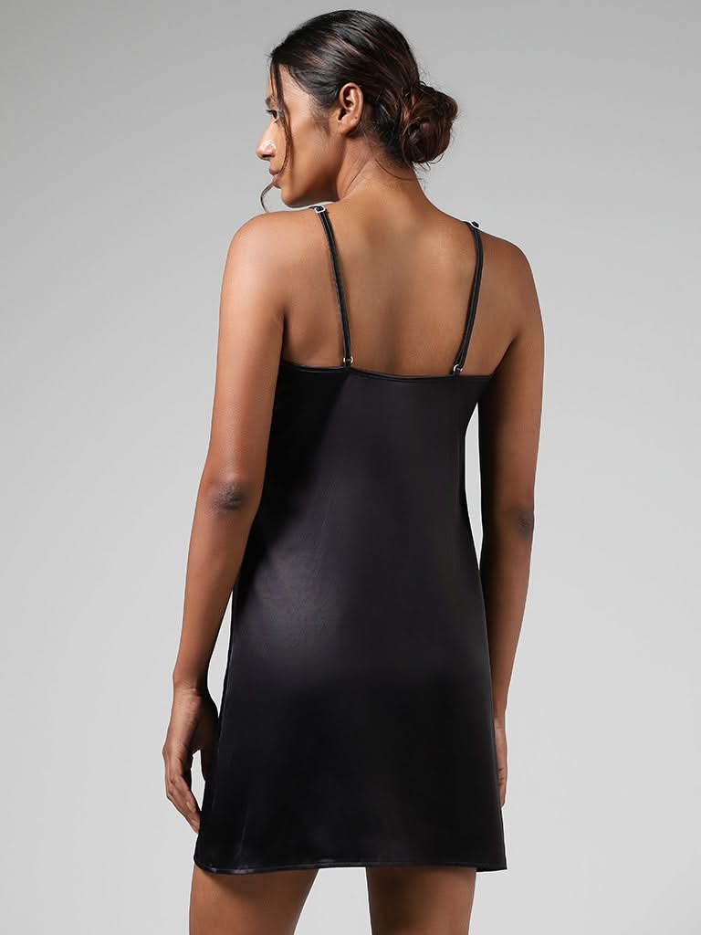 Wunderlove Solid Black Satin Slip