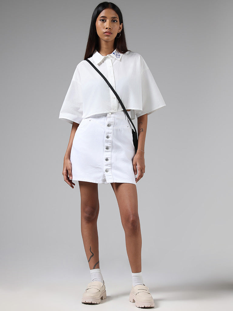 Nuon Solid White Crop Shirt