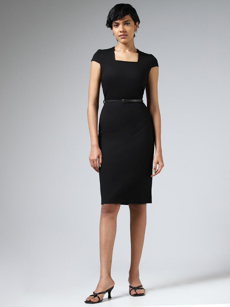 Wardrobe Solid Black Dress With Belt