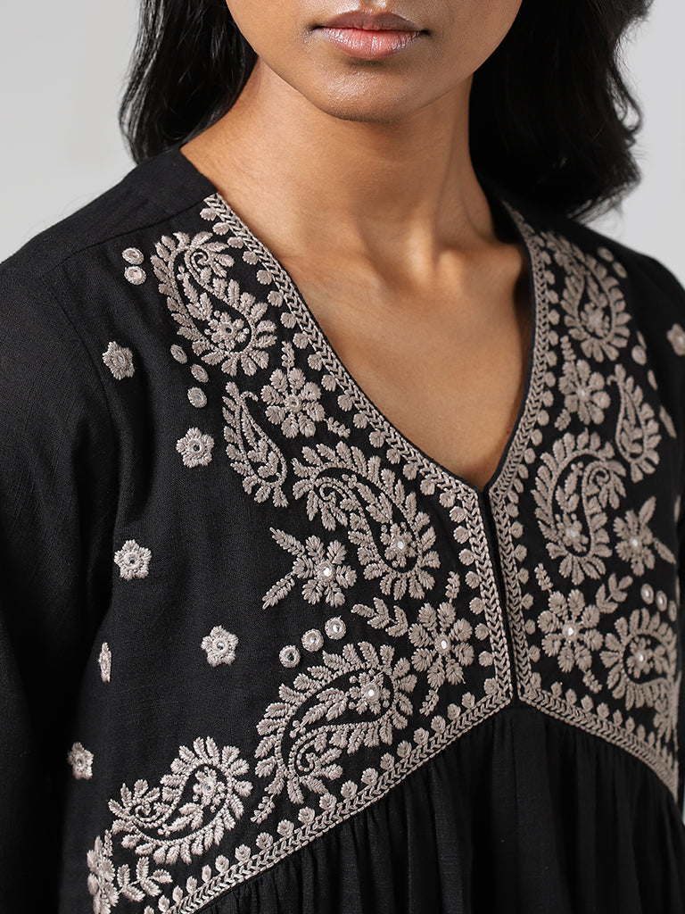 Utsa Black Paisley Floral Embroidered Cotton Gathered Kurta