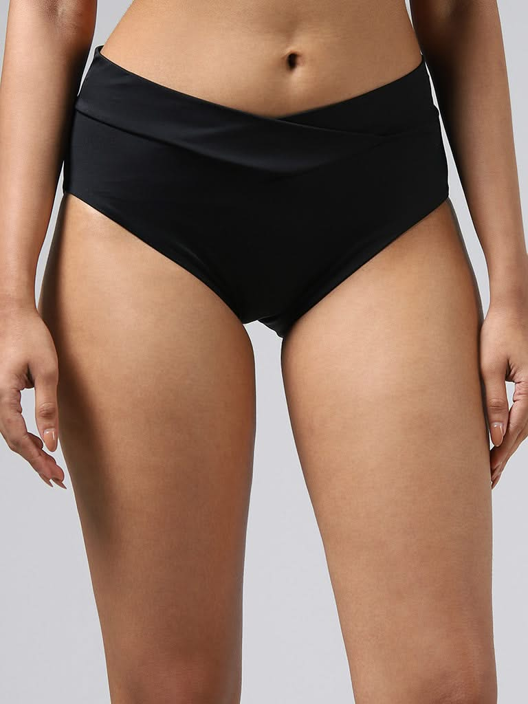 Wunderlove Black Crisscross Waist Swimwear Brief