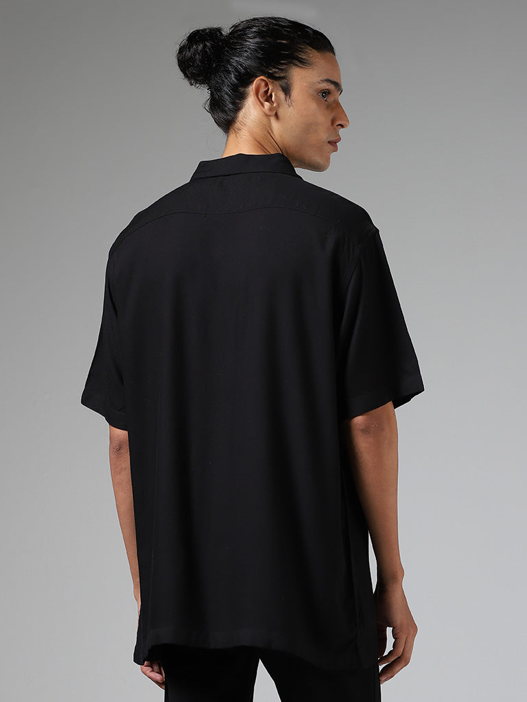 Nuon Black Solid Relaxed-Fit Shirt