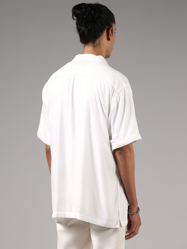 Nuon Off White Solid Relaxed-Fit Shirt