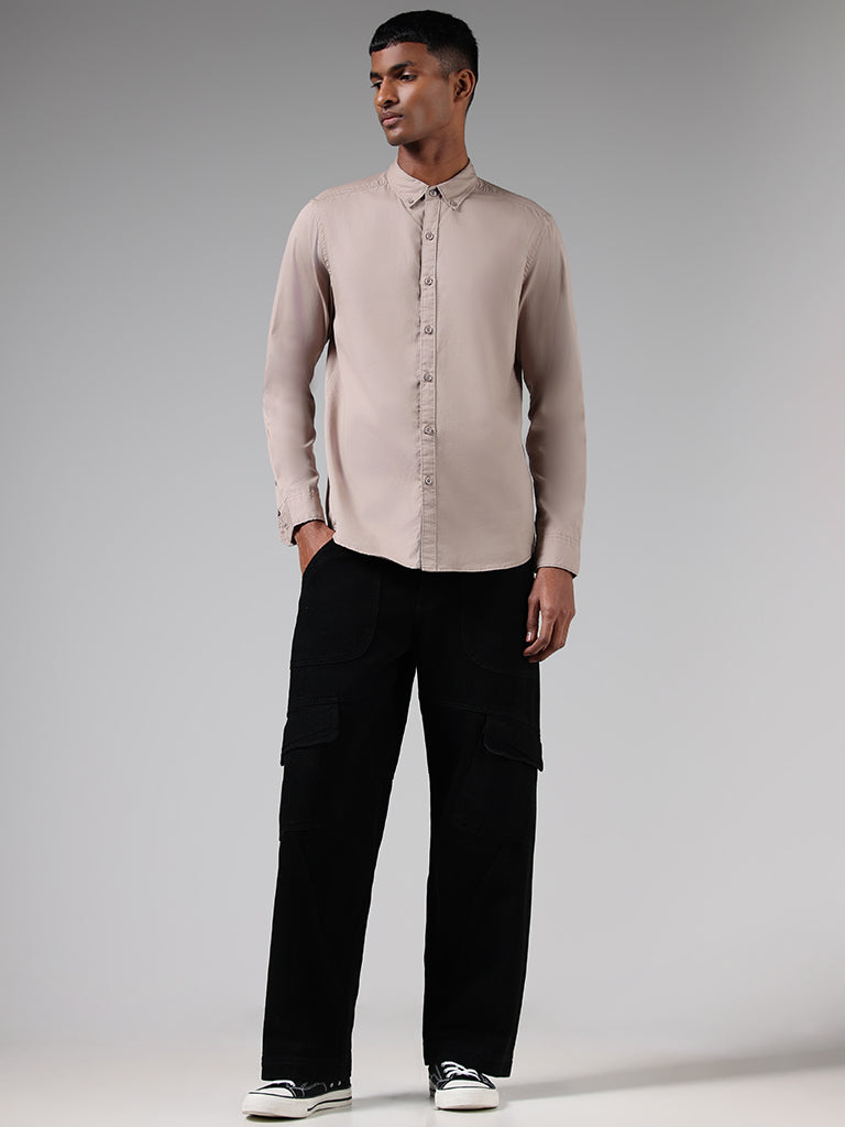 Nuon Solid Beige Cotton Slim-Fit Shirt