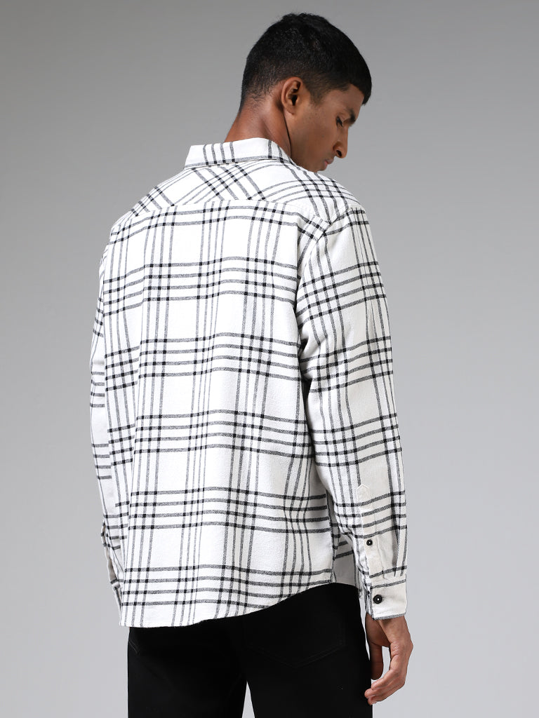 Nuon White Checked Relaxed-Fit Shirt