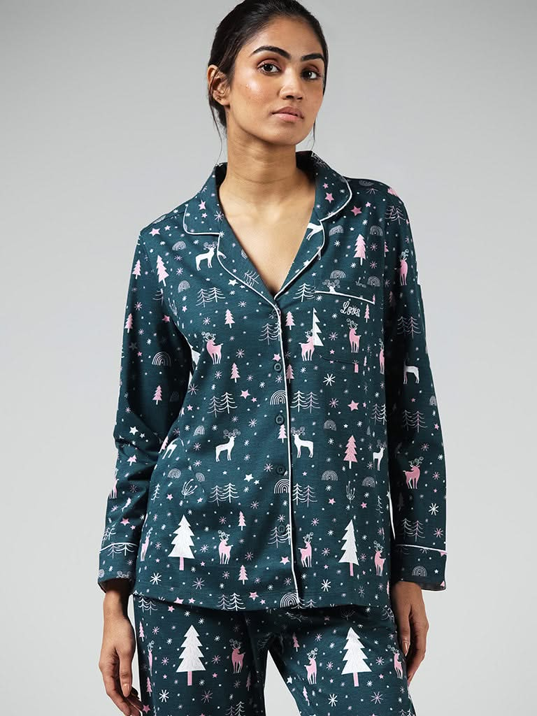 Wunderlove Green Reindeer Printed Cotton Shirt and Pyjama Set