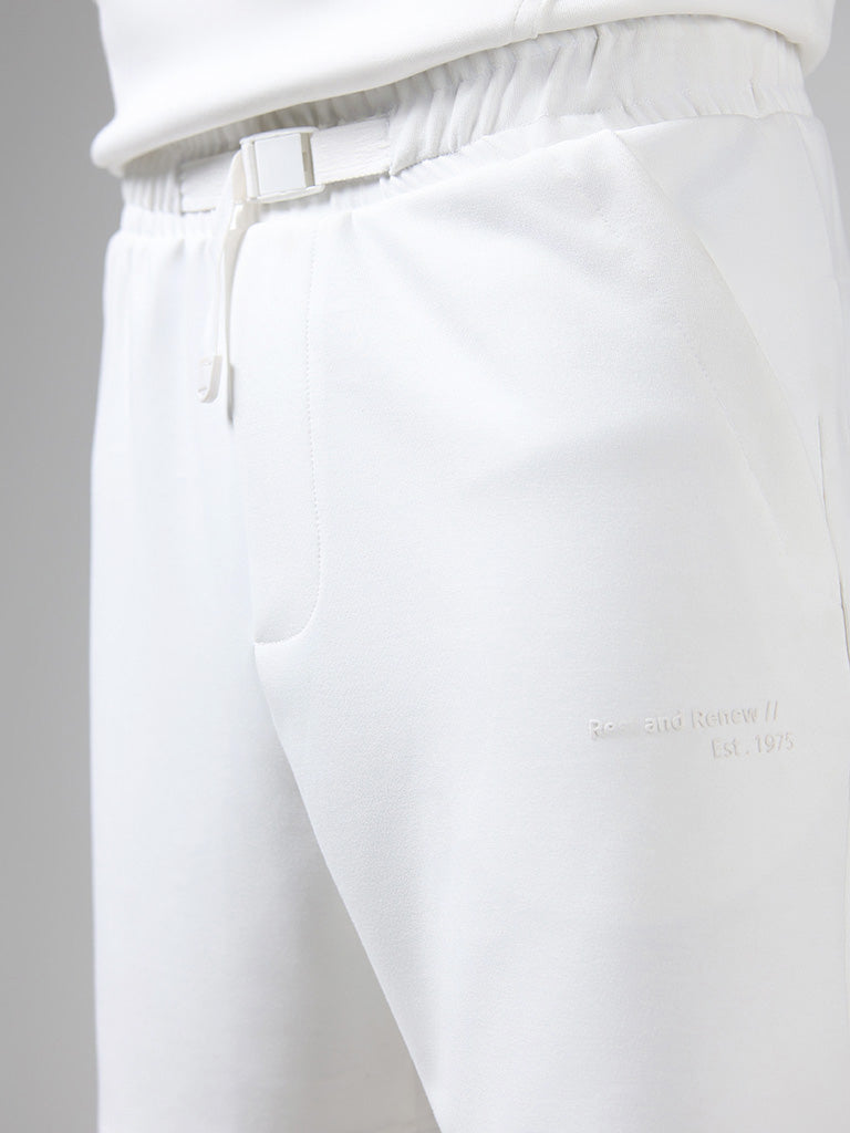 Studiofit Solid Off White Relaxed-Fit Mid-Rise Shorts