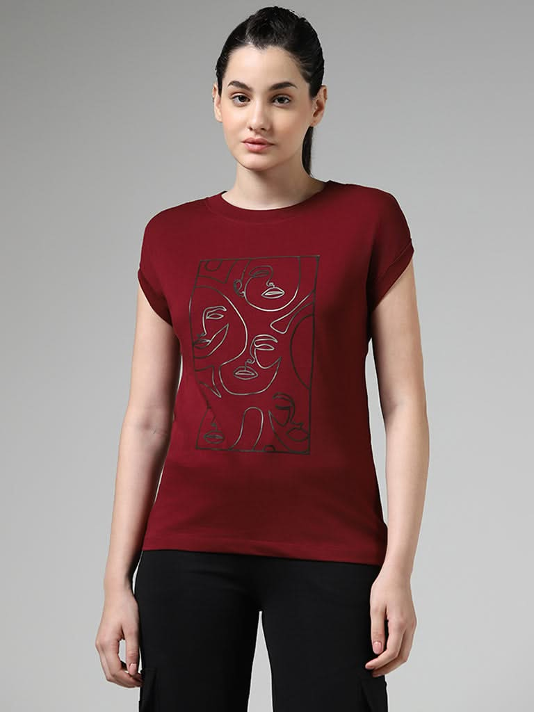 Studiofit Maroon Abstract Printed Cotton T-Shirt